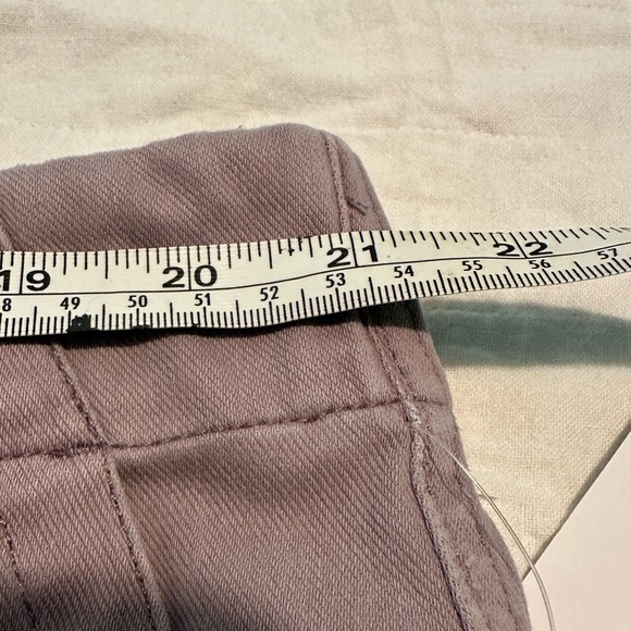 32 Degrees Women's Capris in pale purple - EUC - Picture 5 of 7